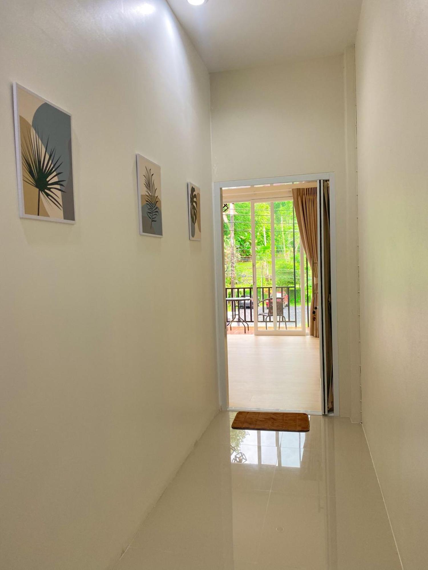 Private Room With Share Bathroom At Little Wild House Khaosok Khao Sok National Park Exterior photo